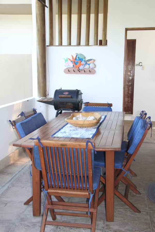 24c Cabos Villa Monterrico